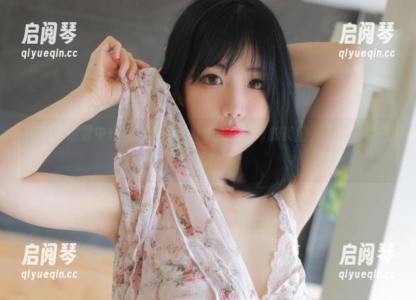 在黑色迷雾中徘徊：Addielyn(에디린)的美图，下载自带气氛！