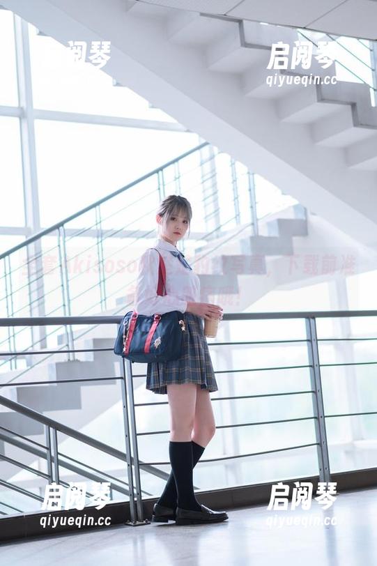 全套Akisoso秋楚楚豹纹写真，下载前准备好心脏病哦！