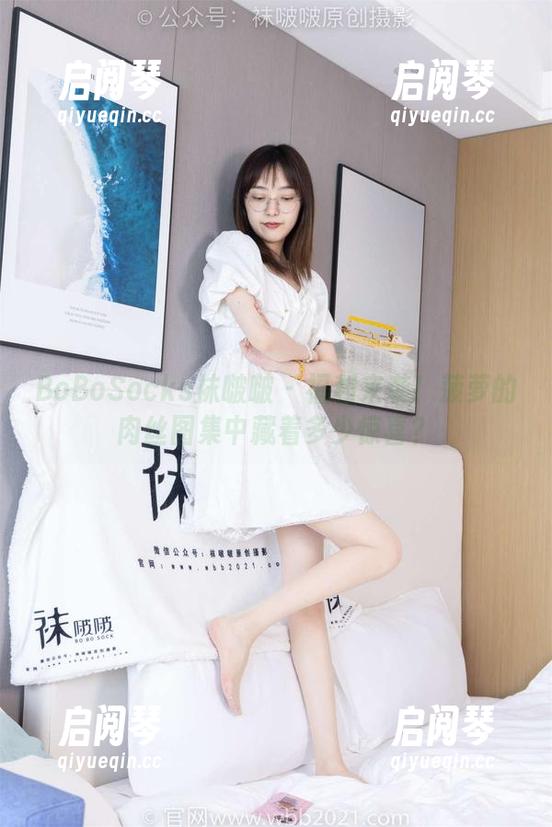 BoBoSocks袜啵啵-菠萝 BoBoSocks袜啵啵 - 福利来袭!菠萝的肉丝图集中藏着多少惊喜?