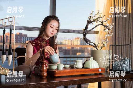 KelaGirls克拉女神-悦宁 KelaGirls克拉女神 - 悦宁的裸足图集:每一帧都在悄悄诉说‘我和地面之间的秘密’