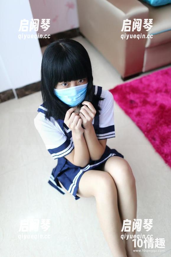 ROSI口罩 ROSI这一套嫩学妹制服私拍,简直是视觉的温柔攻击。