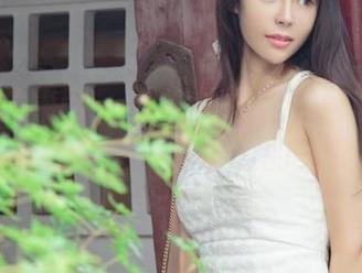 UGirls尤果网 – 双人美图分享！赵伊彤果然是个会“撒娇”的美女