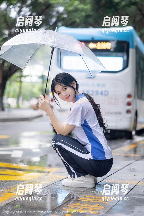 Xiuren秀人网-大橘BBKira Xiuren秀人网 - 大橘BBKira黑丝写真,图包的柔软与无限可能!