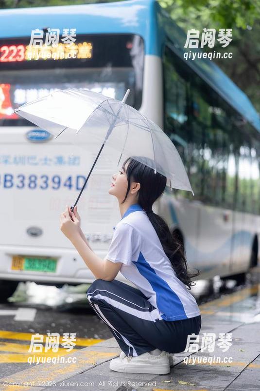 Xiuren秀人网-小逗逗 Xiuren秀人网 - 最新出炉!小逗逗和她的女孩们一起碰撞的幽默瞬间