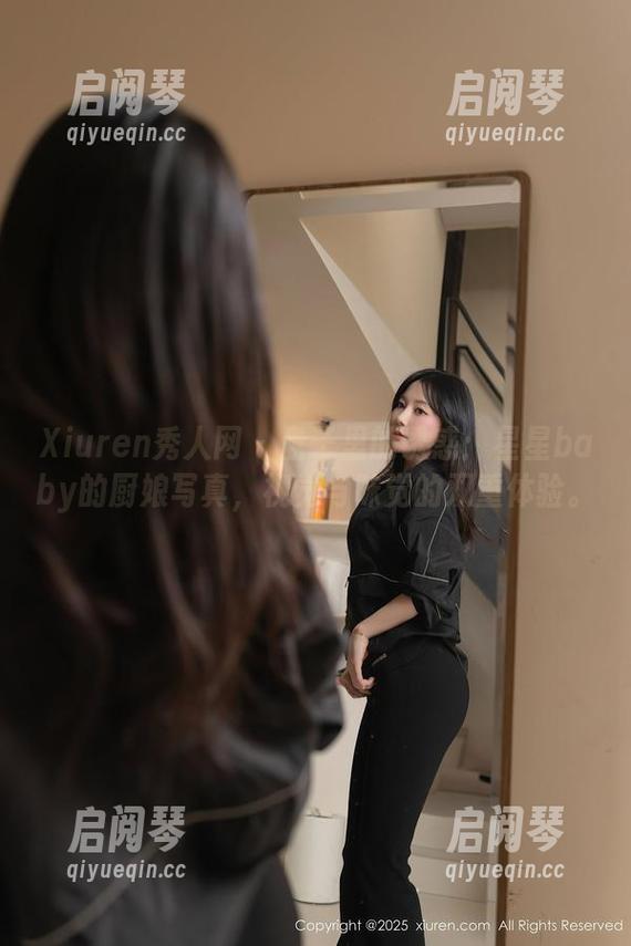 Xiuren秀人网-星星baby Xiuren秀人网 - 盘子里的诱惑:星星baby的厨娘写真,视觉与味觉的双重体验。