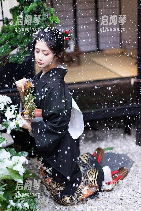 Xiuren秀人网-林文文 Xiuren秀人网 - 林文文少女作品下载:颜值与气质并存,快来围观!