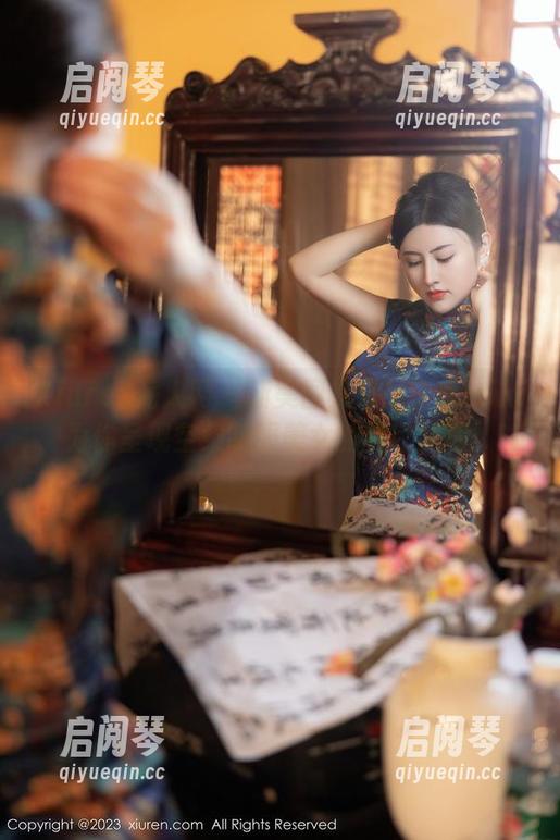 Xiuren秀人网 - 新美图来袭！玉兔miki为你呈现空乘制服美女的星空旅程！