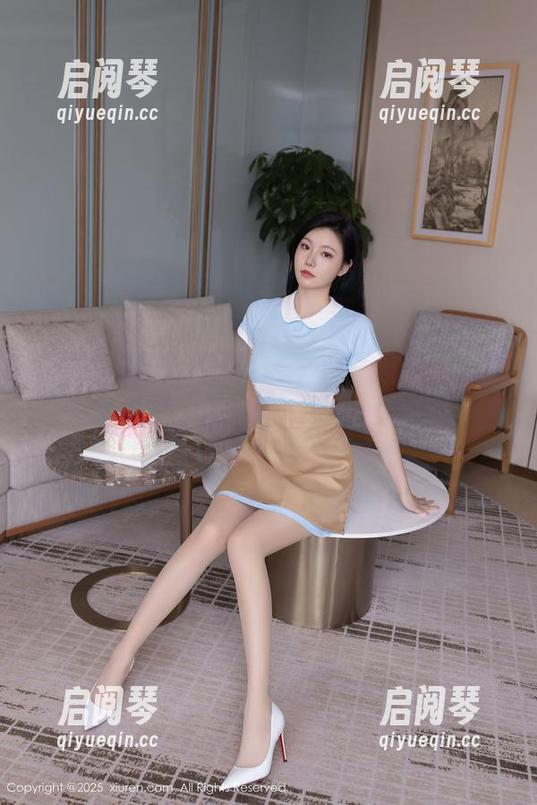 Xiuren秀人网-程程程 Xiuren秀人网 - 一袭泳装,程程程带来的定制图集玩转夏日清凉