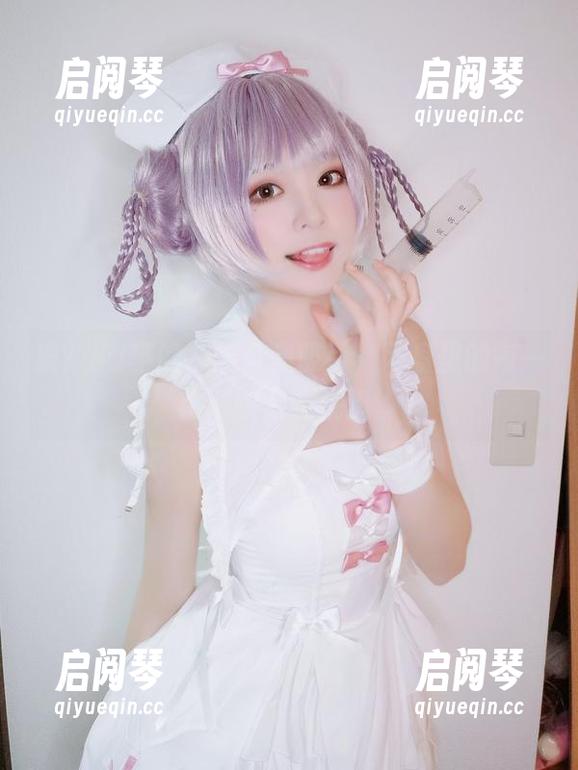 被Yuki亭的灰丝合集吸引，网盘里的每一张都在悄悄挑逗。