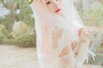 值得一看的Yuna(윤아)粉色图包，跟着我一起沉迷吧