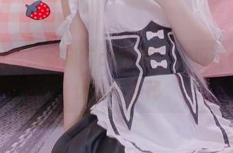 高清图集：跟随“at鲨鱼”，见证御姐的优雅与神秘