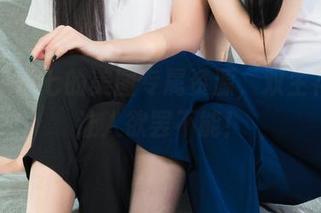 丽柜 – 小七的美图专属资源，双生花情缘让人欲罢不能！