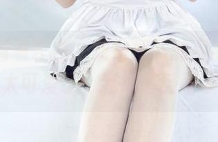 丽柜 – 看看左左，双马尾下的高清写真：太可爱了，我心脏受不了