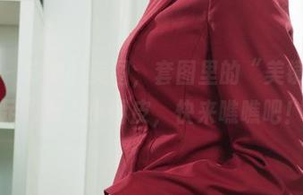 丽柜 – 苏黎的美图，套图里的“美镜映玉足”有点小调皮，快来瞧瞧吧！