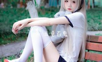 这就是五更百鬼的全套白丝旗袍，图片直戳心底，哈哈！