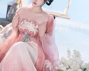 夏夏子万万没想到，我的束套图会引发‘分享狂潮’！