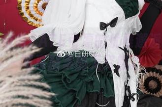妖君白研与FATE弓凛的优雅邂逅：探索写真图集的无穷魅力