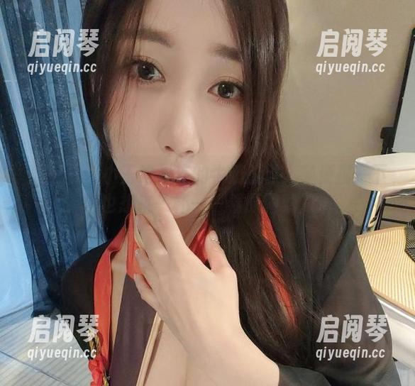 小玉吃果冻 微密圈 - 小玉吃果冻的牛奶肌肤:随便摸一下,你也想来一杯——看原图就知道。