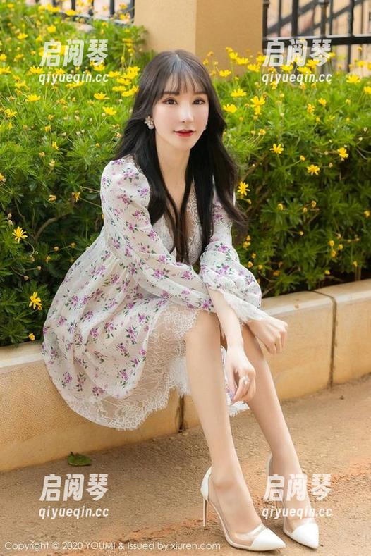 尤蜜荟-易阳Silvia 尤蜜荟 - 网盘里的内衣秘密:易阳Silvia的私藏,下载后绝对惊艳!