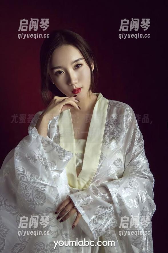 尤蜜荟-费若拉 尤蜜荟 - 原图鉴赏:费若拉的皮衣作品,资源感受不一样的魅力!