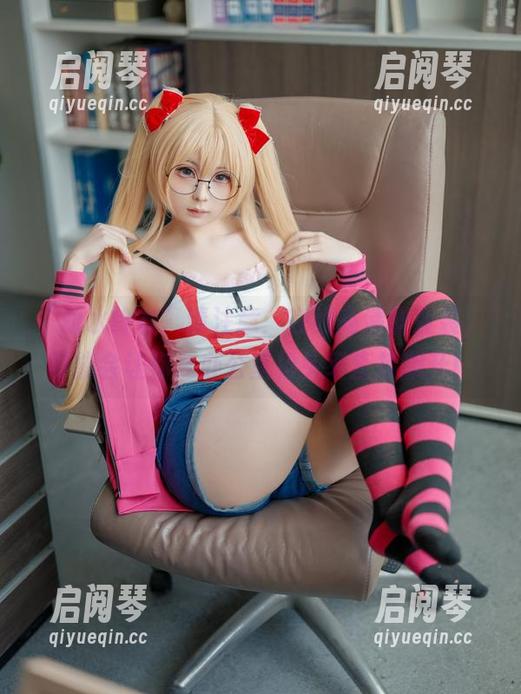 幼水铃衣 “幼水铃衣”请注意:在线高清职业装,可能会让你在办公室抬头率直接飙升!