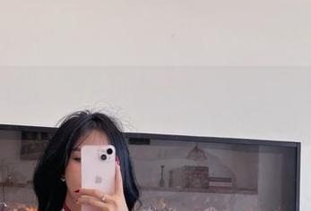 微密圈 – 更新！张鑫baby的毛衣套图，光线洒进来，画面感爆棚！