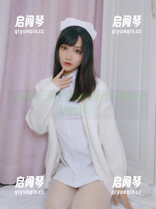 在线揭秘：木之本果黑色内衣，绝对是你的小秘密！