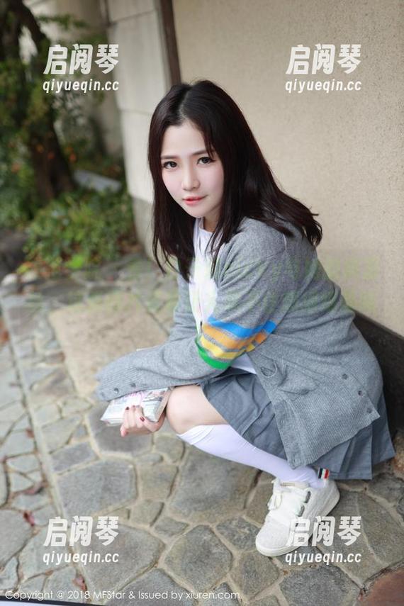 模范学院-白子嫣nicky 模范学院 - 看!白子嫣nicky与她的裤里丝,这张图片资源让人忍不住想细细品味!