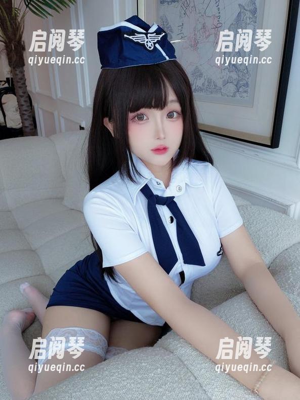 樱井小莜 樱井小莜长腿COS照片:漫游在视觉的迷宫