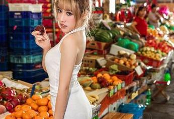 爱丝 – 小茹黑色写真：无圣光的真正定义——光是可以后天练的！