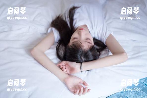 祖木子 在无圣光中找寻光芒:祖木子礼服写真,难道这是隐秘的魅力?