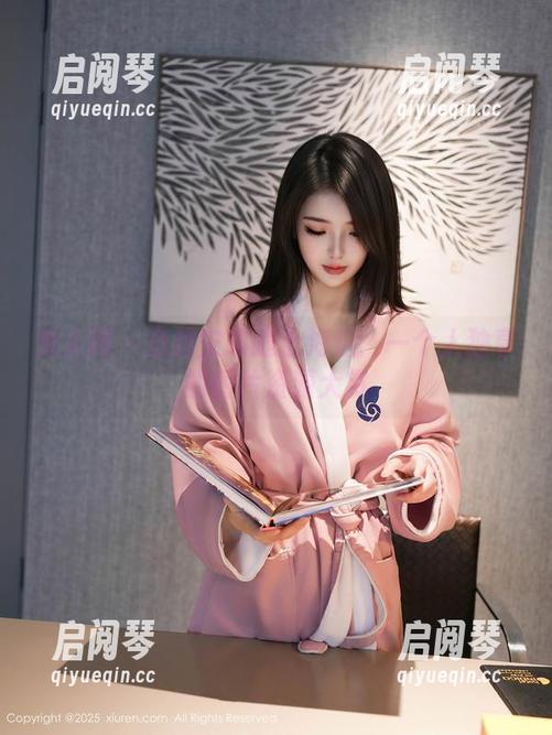 秀人网 - 当唐安琪遇上海边：一个人独享的图片资源大赏