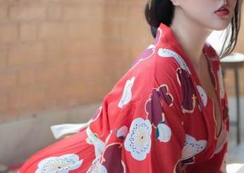 秀人网 – 每一张图片都是个故事：媃柔rourou睡衣原图又撩我心了