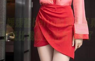 秀人网 – 媛媛酱belle的双人写真：这里的壁纸比我的生活有趣多了！