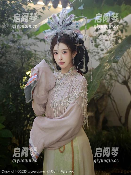 秀人网 - 浴缸里的小海臀Rena：图库里不再是静态作品！