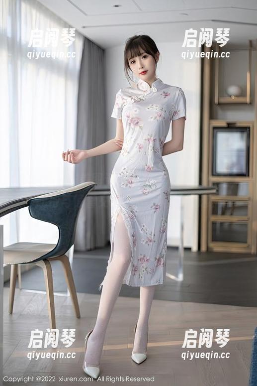 秀人网-星子柒kiki 秀人网 - 当美图遇到星子柒kiki的裸足,期待与惊喜交织,让人心跳加速。