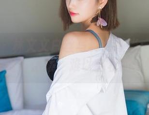 秀人网 – 林文文白丝写真大曝光：美图中的静谧与活泼，难以名状的美好。