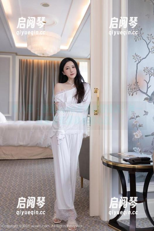 秀人网-涵涵Luna 秀人网 - 涵涵Luna女神美图精选:每一张都是在撩动我的心弦!