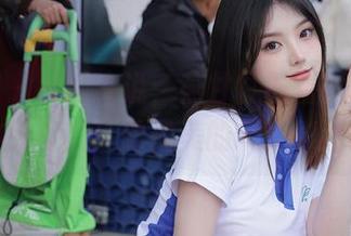 秀人网 – 实话实说，燕甘甘的蕾丝写真全集：这是我见过的最美的“光影游戏”。