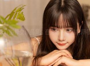 秋山AkI的修女作品集：在光影中寻找纯粹与狂野