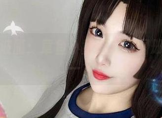 探索绫波丽：章鱼小童谣写真图册的魔法一角