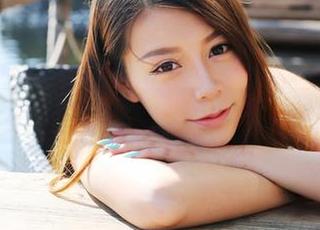 美媛馆 – 打工人必备！王馨瑶学姐写真免费送，快来下载吧！