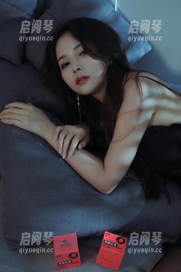 苏嫣嫣阿姨的可爱女仆装合集，轻松无圣光，欢乐随意！