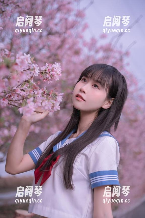 萌芽儿o0的短裤大揭秘：看完原图你会觉得生活需要更多“腿”！