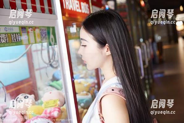 蜜桃社 - 下载伊琳黑丝写真集，腿控们准备好失控了吗？