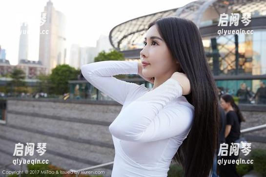 蜜桃社 - 一秒沉浸：小魔女lily眼镜高清图集，谁还在乎别的？