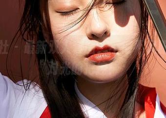 蜜桃社 – 最新双人套图，不得不佩服雪飞对光的把控！