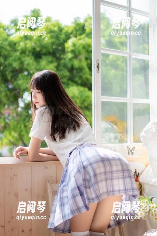 西瓜少女 西瓜少女和她的制服:原图分享,让你心动的瞬间!