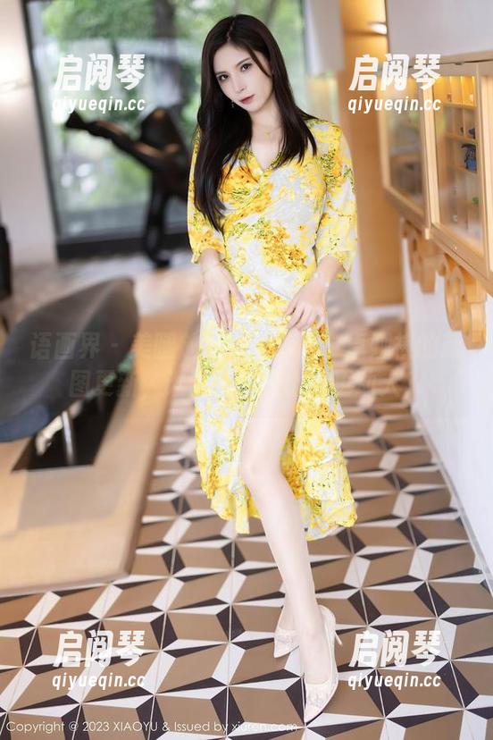 语画界-Cris_卓娅祺 语画界 - 美腿放送——Cris_卓娅祺的新图更新,谁说腿不能比心更动人?