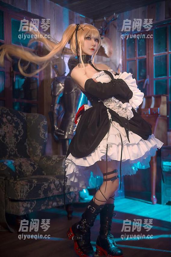 制服韵味无穷：观看阿包也是兔娘的图包，心中小鹿乱撞是什么体验？